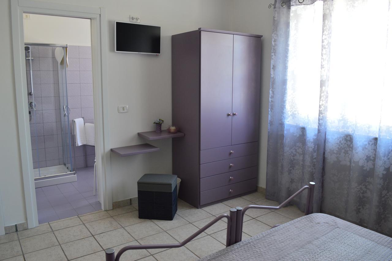 B&B A Casa Di Lilla Giulianova Eksteriør billede